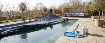 Come pulire la piscina dopo l’inverno: guida completa per la riapertura, passo dopo passo